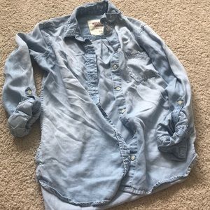 Women's Chambray Button Down
